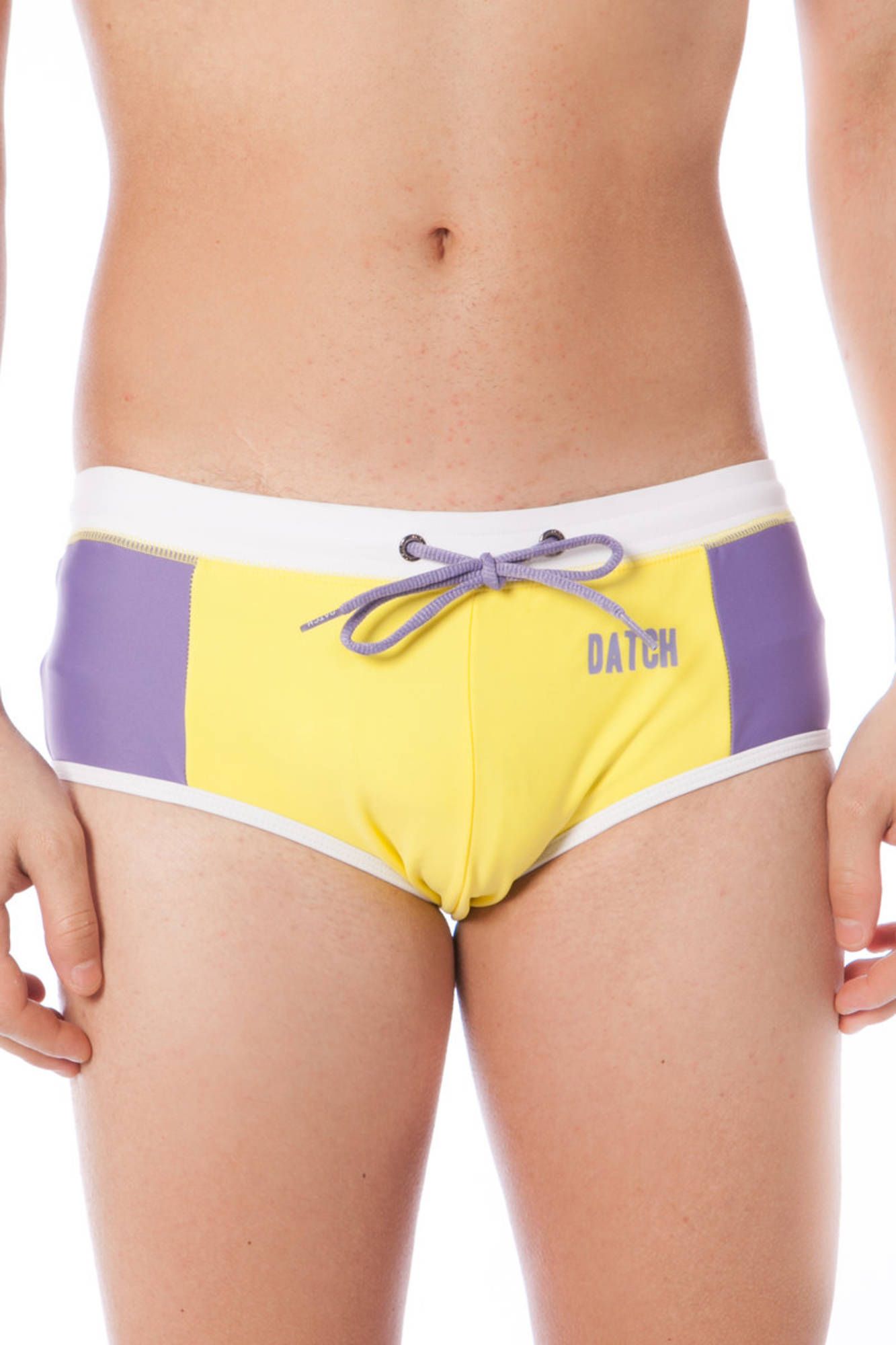 I7S0911_GIALLO_7D1 – Stylische gelbe Herren-Badehose mit Schnürung und Rückendruck – Größe: M, L, 2XL – Farbe: Giallo