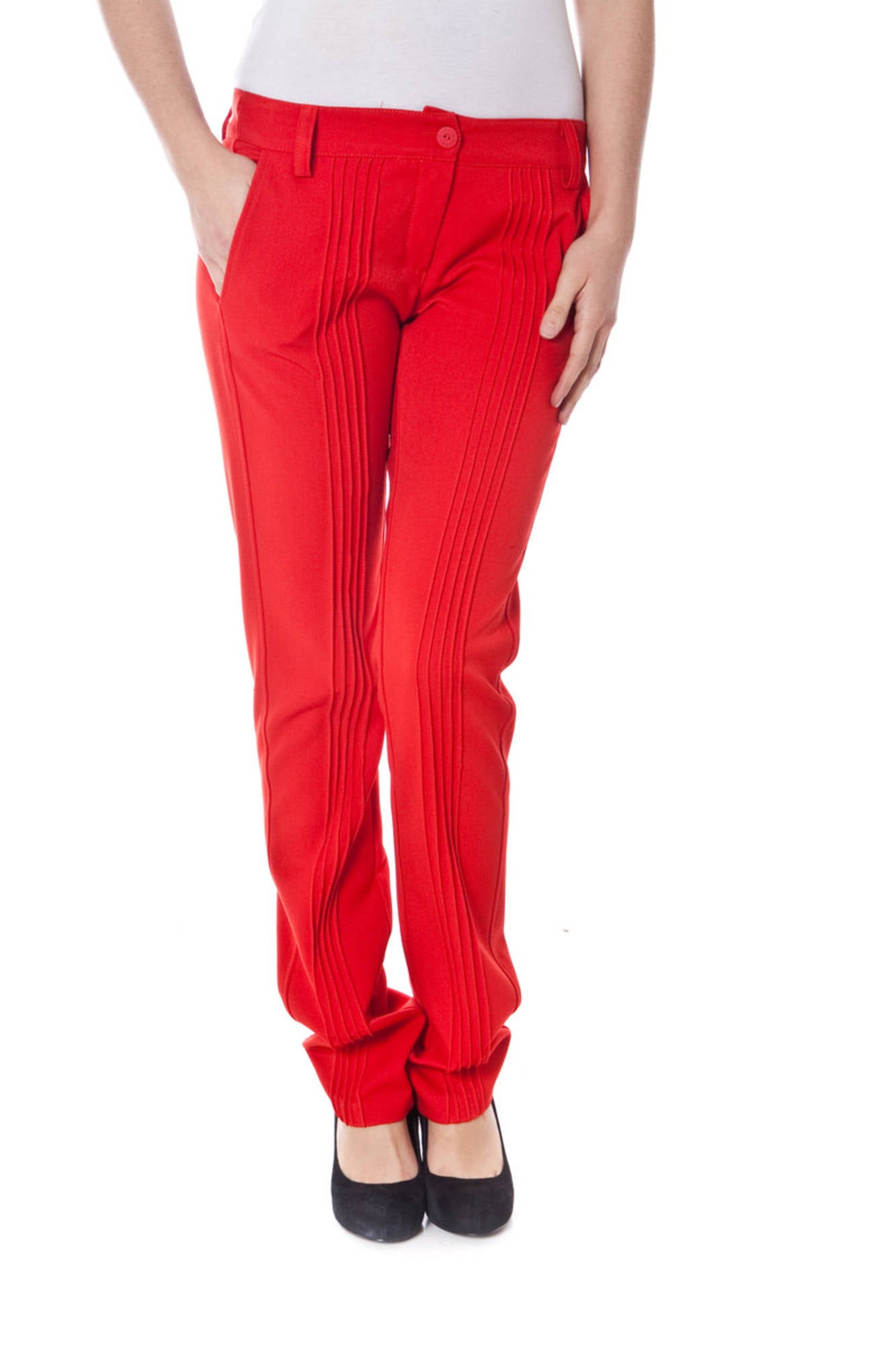 6065_ROSSO_C81079 – Stylische Damenhose in Rot mit Taschen und Reißverschluss – Größe: M – Farbe: Rosso