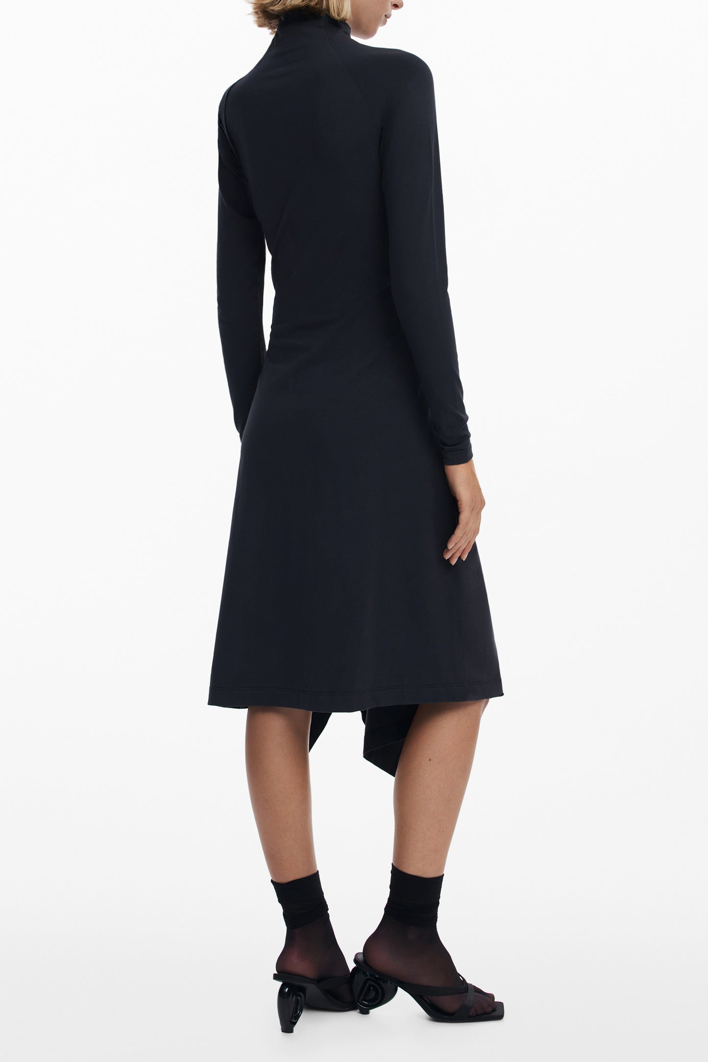 25WWVK40_NE2000 – Elegantes Schwarzes Damenkleid: Langarm mit Stehkragen & Details – Größe: XS, S, M, L, XL – Farbe: Nero