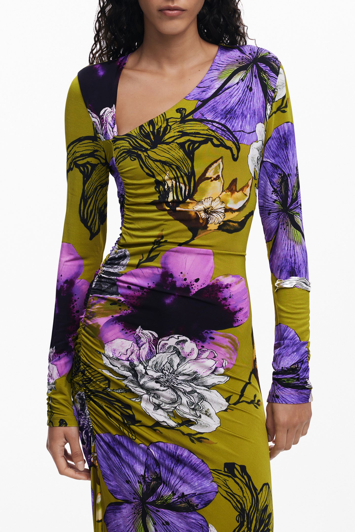 25WWVK37_VE4010 – Elegantes grünes Damenkleid mit Muster und Kontrastdetails. – Größe: XS, S, M, L – Farbe: Verde