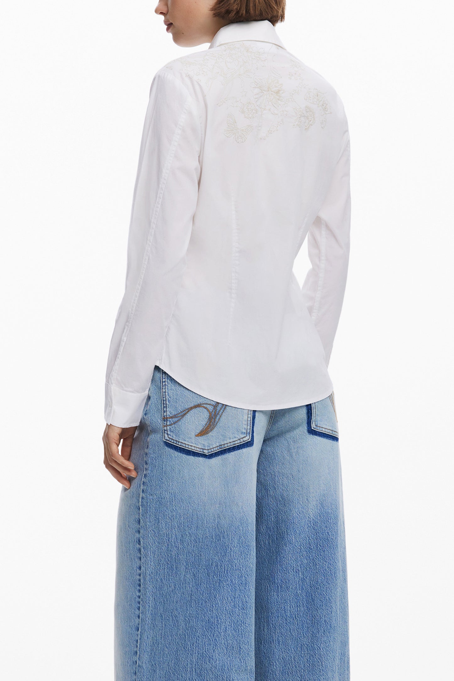 25WWCW13_BI1001 – Weißes Damen-Langarmhemd mit Stickerei und italienischem Kragen – Größe: XS, S, M, L, XL – Farbe: Bianco