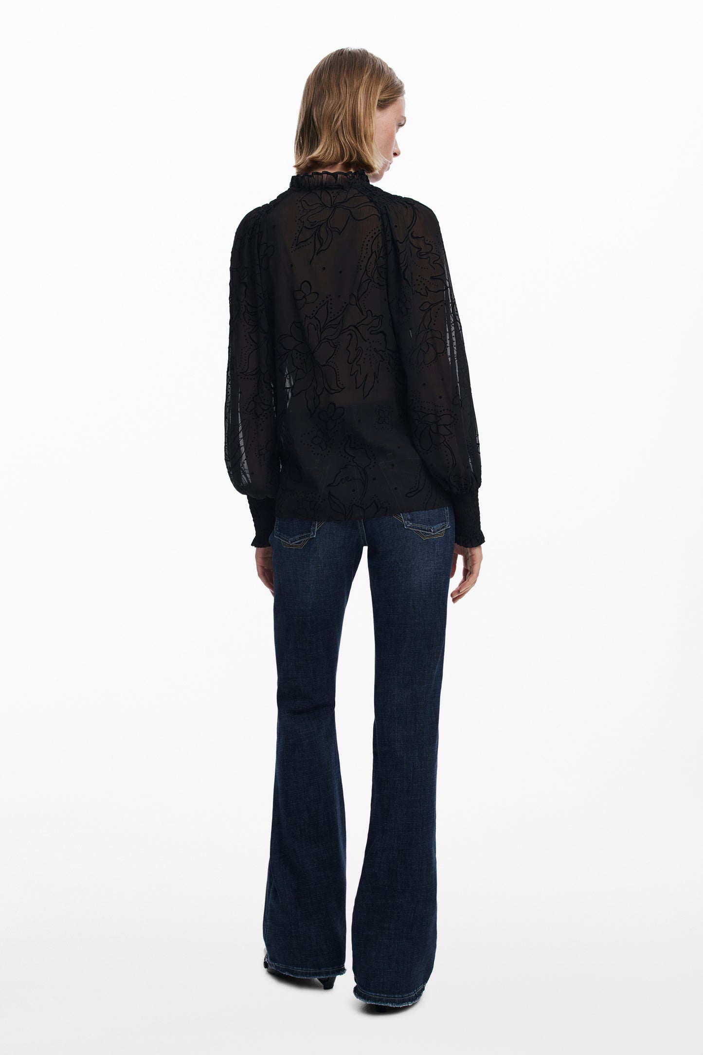 25WWBW05_NE2000 – Damen Langarmbluse Schwarz mit Kontrastelementen und Logo-Detail – Größe: XS, S, M – Farbe: Nero