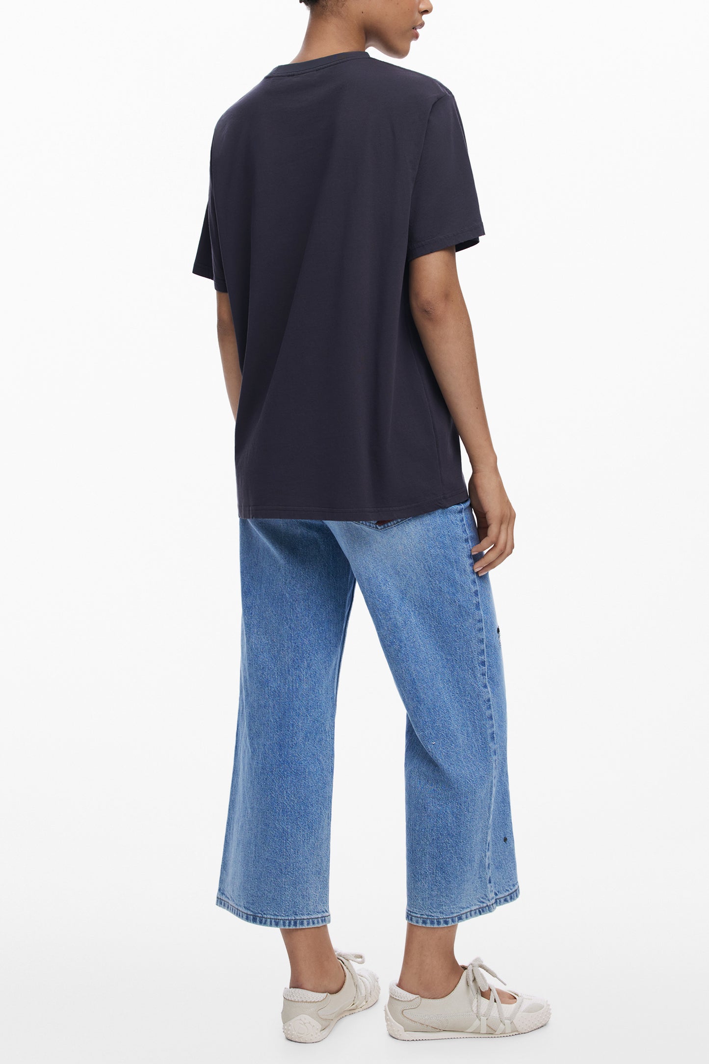 25WWTK56_NE2006 – Stylisches schwarzes Damen T-Shirt mit Mickey-Print & Spitze – Größe: XS, S, M, L, XL – Farbe: Nero